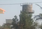 केदारवस्तीतील पाणीटंचाई तीव्र; दोन टाक्या असूनही पुरवठा बंद, ग्रामस्थांची पाण्यासाठी भटकंती
