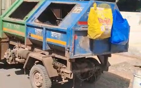 खामगाव नगर परिषदेच्या घंटागाड्या ठरतायत आरोग्यासाठी धोकादायक