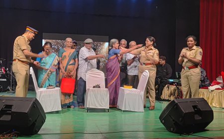 विलेपार्ले येथे ज्येष्ठ नागरिकांसाठी सायबर सुरक्षा जागरूकता कार्यक्रम उत्साहात