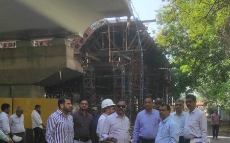 पुणे महानगरपालिकेच्या प्रकल्पांची अतिरिक्त आयुक्तांकडून पाहणी; विलंबाबाबत कडक निर्देश