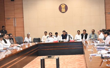 मुंबई मेट्रो ५ अ ला मंजुरी; १८ हजार कोटींचा प्रकल्प, ३ द्रुतगती महामार्गांसह मोठे निर्णय – मुख्यमंत्री फडणवीस