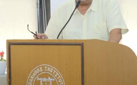 पत्रकारितेतील बदल स्वीकारताना मूल्यांची जपणूक गरजेची – डॉ. सुकृत खांडेकर