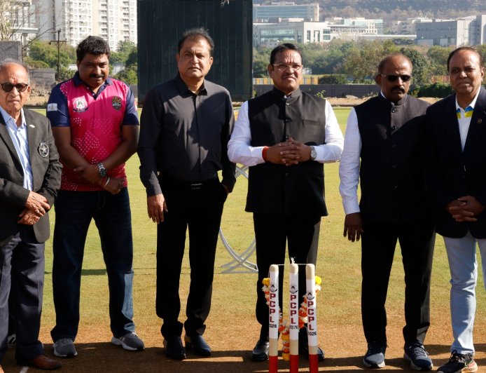 माण-हिंजवडी येथे ‘टी-२० प्रीमियर लीग’ क्रिकेट स्पर्धेचे उत्साहात उद्घाटन