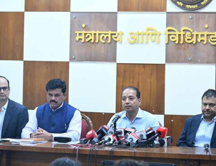 राज्यात पेट्रोलियम पदार्थांचा पुरेसा साठा; एलपीजी व पीएनजी पुरवठा सुरळीत ठेवण्यासाठी शासनाची व्यापक उपाययोजना