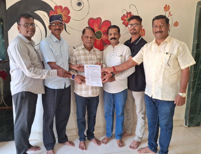 महाराष्ट्र-कर्नाटक सीमावादावर पत्रकारांची एकजूट; श्रीवर्धन पत्रकार संघाचा स्वाक्षरी मोहिमेला पाठिंबा