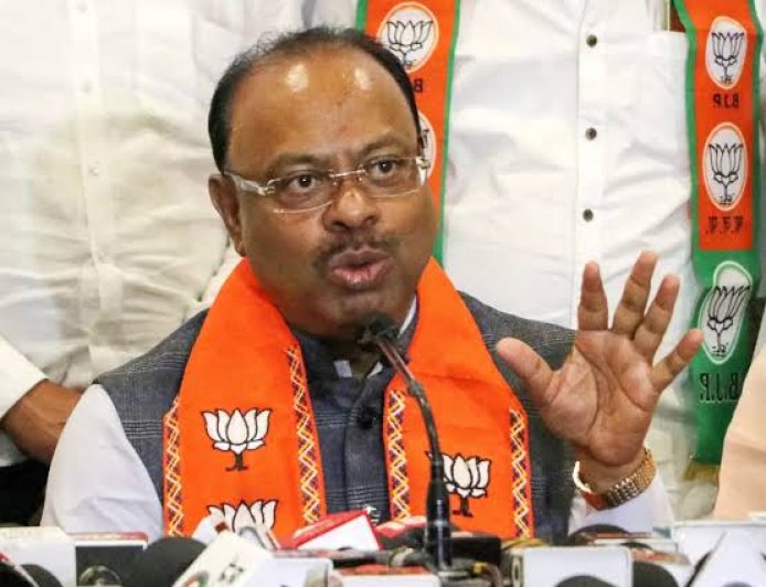 महाराष्ट्र-खनन-नियम-बदल-तहसीलदार-अधिकार-रद्द-जिल्हाधिकारी-परवानगी