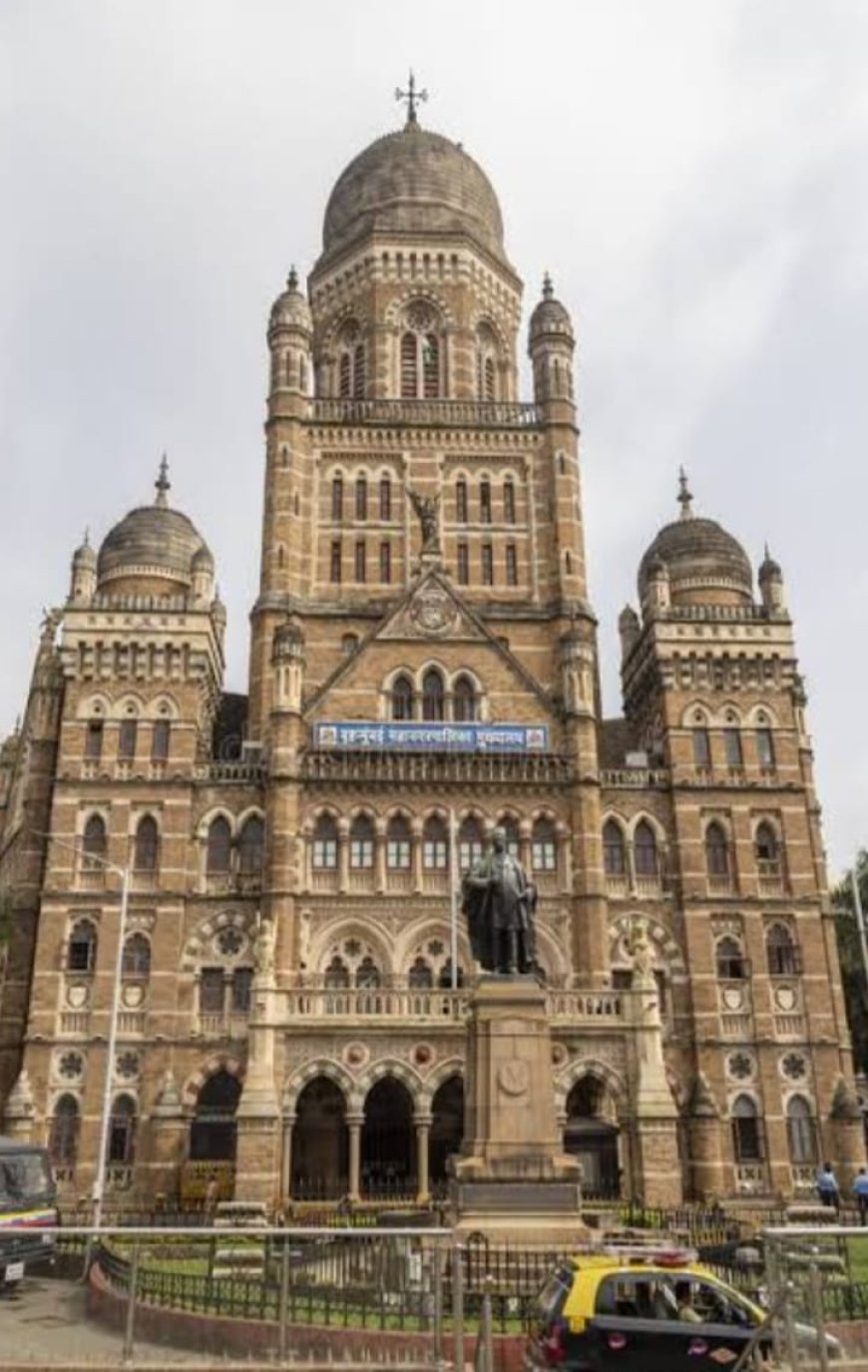 महसूल वसुलीत उत्कृष्ट कामगिरी – विधी समिती अध्यक्षा दिक्षा कारकर यांच्याकडून BMC कर्मचाऱ्यांचे कौतुक