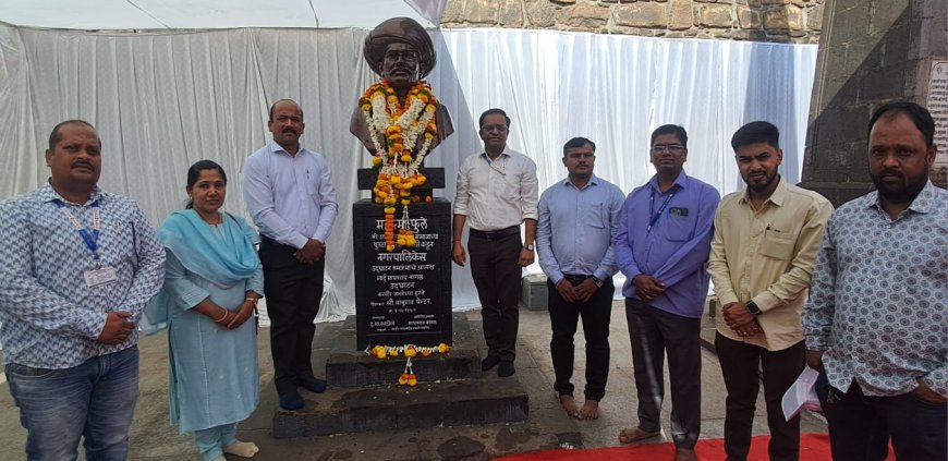 कोल्हापूरात महात्मा फुले जयंती उत्साहात; सामाजिक न्याय विभागाकडून अभिवादन, विद्यार्थ्यांची रॅली
