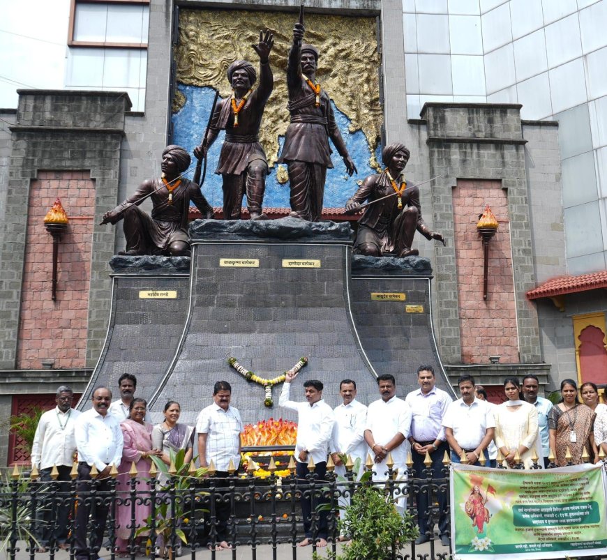 पिंपरी-चिंचवड महापालिकेकडून क्रांतीवीर दामोदर हरी चापेकर स्मृतिदिनानिमित्त अभिवादन