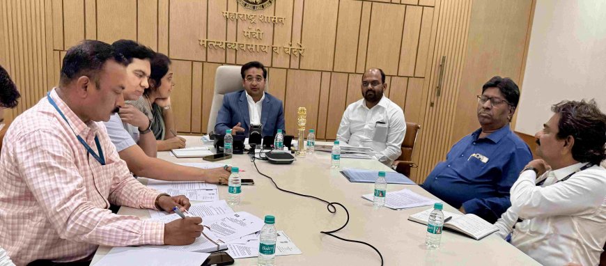 कोल्हापूर फिश मार्केटला आवश्यक निधी देणार; वसईत मत्स्य प्रशिक्षण केंद्रासाठी जागा निश्चितीचे निर्देश – मंत्री नितेश राणे