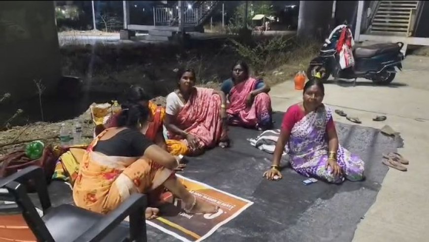 हिंगोलीत ६ महिन्यांपासून वेतन रखडल्याने वनमजूर महिलांचे उपोषण