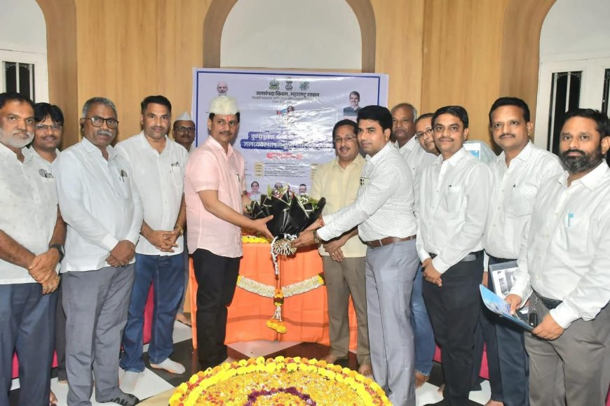 मंत्री प्रकाश आबिटकर यांच्या हस्ते ‘गोदा ते नमदा’ पदयात्रेसाठी दूधगंगा जलकलश पूजन