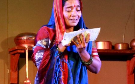 ‘मी रमाई’ एकपात्री नाट्यप्रयोगातून रमाईंच्या त्यागमय जीवनाला पिंपरी-चिंचवडमध्ये भावपूर्ण अभिवादन