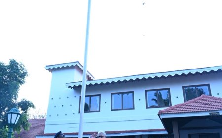 लोकभवन येथे महाराष्ट्र दिन उत्साहात साजरा; राज्यपाल जिष्णु देव वर्मा यांनी दिली राष्ट्रध्वजाला मानवंदना