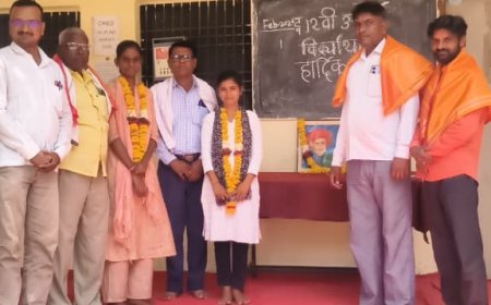 रामदास आठवले कनिष्ठ महाविद्यालयाचा बारावी निकाल ८२ टक्के; गुणवंत विद्यार्थ्यांचा उत्साहात सत्कार