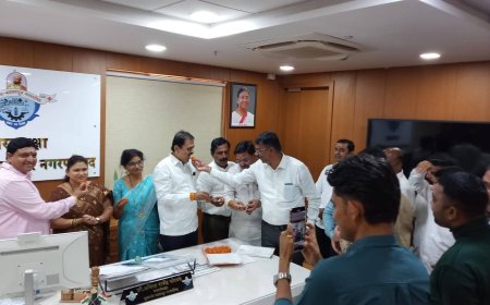 भाजपच्या विजयाचा जल्लोष; कुळगाव बदलापूरमध्ये पेढे वाटून साजरा आनंदोत्सव