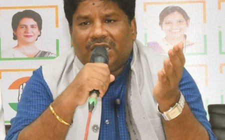भाजपा महायुती सरकारच्या भ्रष्टाचारामुळे ‘झोपडपट्टीमुक्त मुंबई’चे स्वप्न अधुरे – सुरेशचंद्र राजहंस
