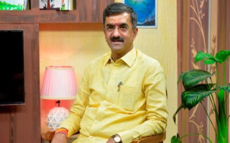 ‘देश प्रथम’चा संदेश; मंत्री शंभूराज देसाई यांनी रद्द केला लंडन-पॅरिस दौरा