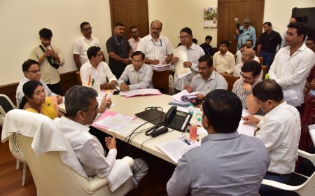 मुंबईतील म्हाडाच्या ३८८ इमारतींच्या पुनर्विकासाबाबत शासन सकारात्मक – मंत्री शंभूराज देसाई