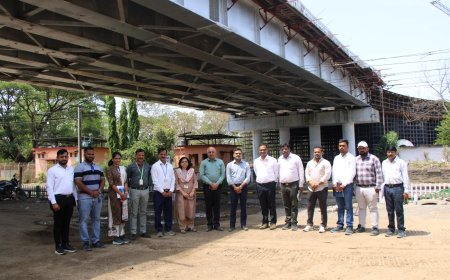 पावसाळ्यापूर्वी प्रकल्पांची महत्त्वाची कामे पूर्ण करा; पिंपरीतील प्रशासकीय इमारत व उड्डाणपूल कामांची कुलदीप जंगम यांच्याकडून पाहणी