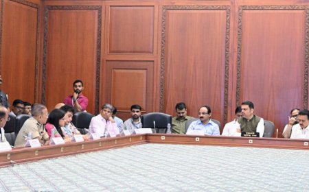 महाराष्ट्र डेटा सेंटर हब बनण्याच्या दिशेने; दावोस करारांतील प्रकल्पांना गती देण्याचे मुख्यमंत्र्यांचे निर्देश