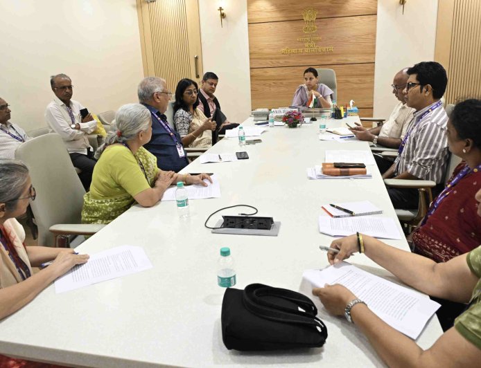 अंगणवाडी आहार दरवाढ आणि कर्मचारी निवृत्ती वयवाढीसंदर्भात शासन सकारात्मक – मंत्री आदिती तटकरे