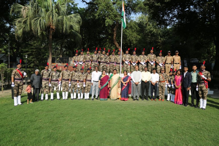 राजधानीत महाराष्ट्र दिन उत्साहात साजरा; दिल्लीतील महाराष्ट्र सदनात ध्वजारोहण