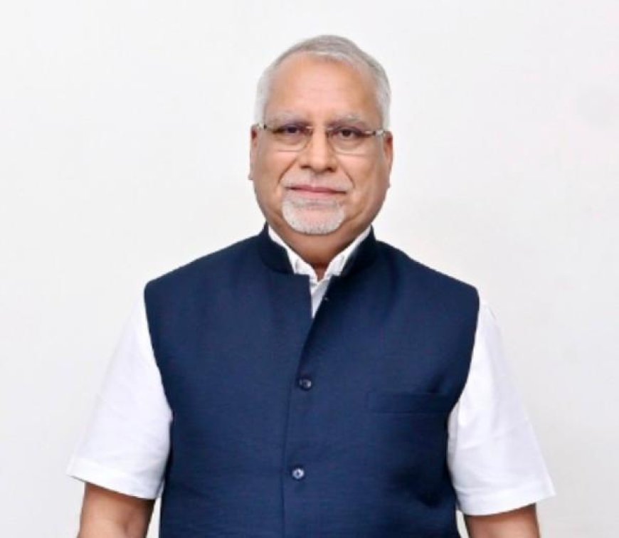 डॉ. डी. एल. कराड यांना ‘भीष्माचार्य’ पुरस्कार प्रदान; कामगार चळवळीतील योगदानाचा गौरव