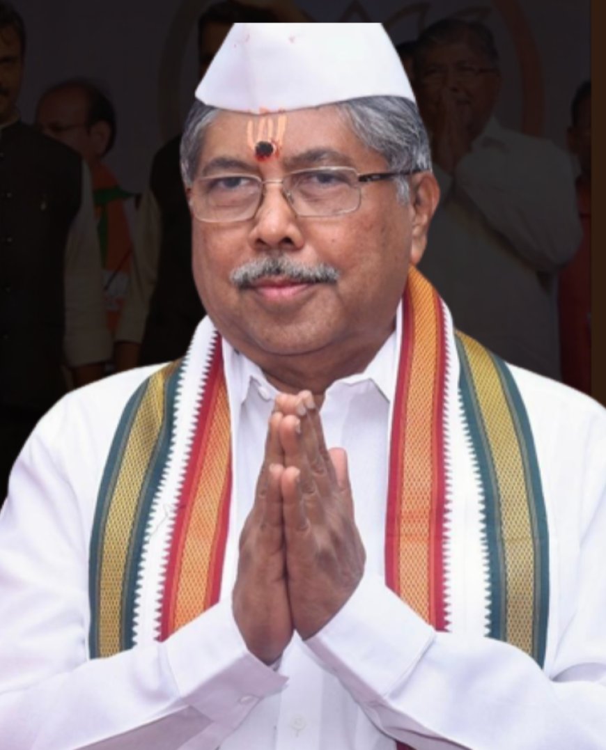 विद्यार्थ्यांची फसवणूक करणाऱ्या संस्थांवर फौजदारी गुन्हे दाखल करा : चंद्रकांतदादा पाटील