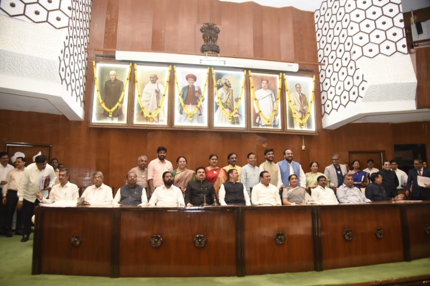विधानपरिषदेत नवनिर्वाचित १० सदस्यांचा शपथविधी; सभापती प्रा. राम शिंदे यांच्या हस्ते शपथ