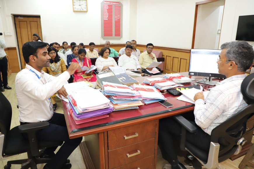 ऊसतोड कामगारांच्या आर्थिक मदतीचे परिपूर्ण प्रस्ताव सादर करा – निवासी उपजिल्हाधिकारी गजानन गुरव