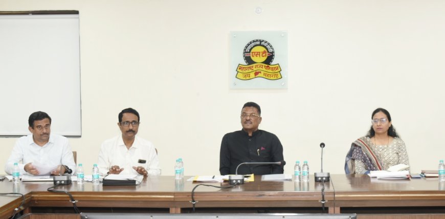 तोट्यातील एसटी विभागांना नफ्यात आणण्यासाठी ‘पालक अधिकारी’ नियुक्त होणार; परिवहन मंत्री प्रताप सरनाईक यांची घोषणा