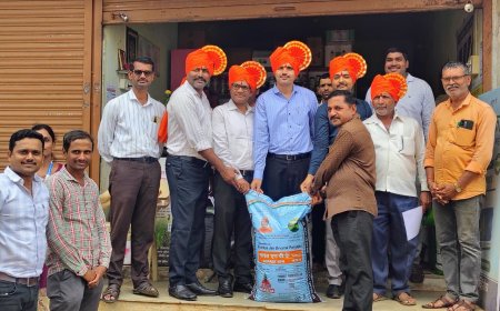 क्यूआर कोडद्वारे अनुदानित खत वितरणास सुरुवात; कोल्हापूरमध्ये FFFS प्रकल्पाला उत्स्फूर्त प्रतिसाद