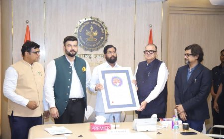 'शासन आपल्या दारी' उपक्रमाला मानाचा स्कॉच पुरस्कार; उपमुख्यमंत्री एकनाथ शिंदे यांना पुरस्कार प्रदान