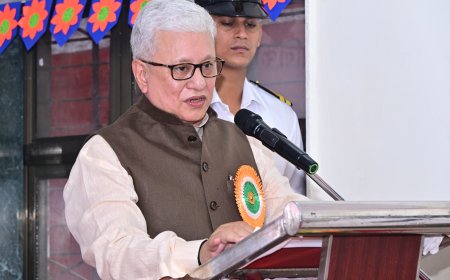 विद्यार्थ्यांनी जिज्ञासू वृत्तीने शिक्षणासह मैदानी खेळांना प्राधान्य द्यावे : राज्यपाल जिष्णु देव वर्मा