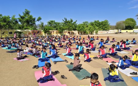 होरायझन अकॅडमीत आंतरराष्ट्रीय योग दिन आणि जागतिक संगीत दिन उत्साहात साजरा