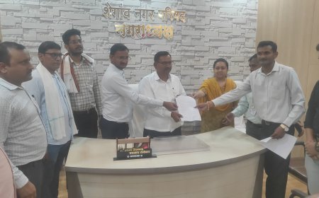 शेगाव नगरपरिषदेत स्वच्छता विभागावरून वाद; कर्मचाऱ्यांची पोलिसांत धाव