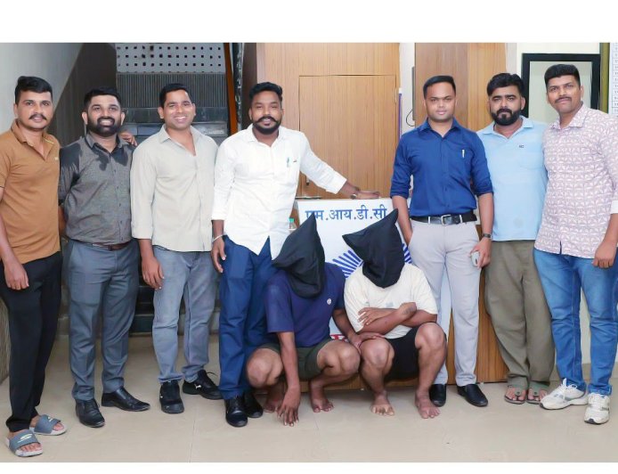 ₹60.65 लाखांचे दागिने चोरीला गेल्याचा बनाव; गोल्डस्टार कंपनीच्या कर्मचाऱ्यासह दोघांना अटक, संपूर्ण मालमत्ता जप्त