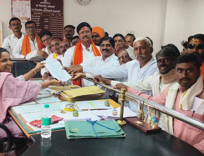 कळमनुरी तालुक्यातील १०९ ग्रामपंचायतींमध्ये ओबीसींचे २७ टक्के राजकीय आरक्षण कायम ठेवण्याची मागणी