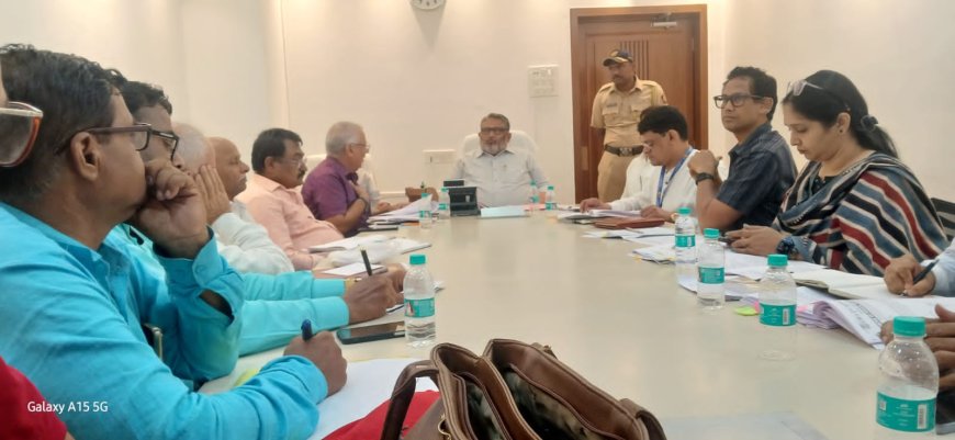 कामगारांच्या मागण्यांबाबत शासन सकारात्मक; आझाद मैदानावरील हजारो कामगारांच्या आंदोलनाची कामगार मंत्र्यांसोबत चर्चा