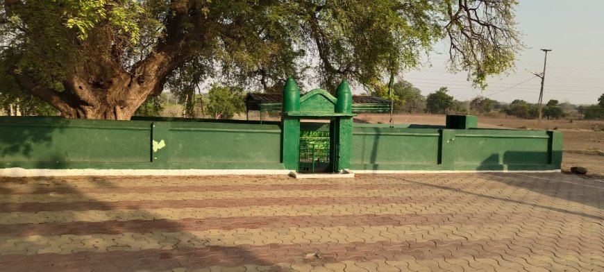 निंगनूर दर्गा संस्थानची १२ हेक्टर इनाम जमीन हडपण्याचा आरोप; सामाजिक कार्यकर्त्यांचा न्यायालयीन लढा सुरू