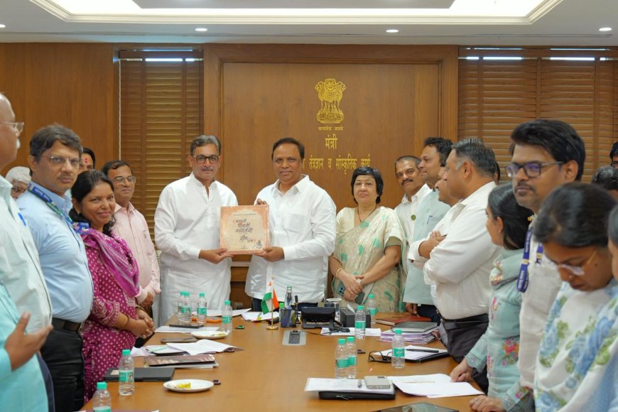 रायगड किल्ल्याच्या संवर्धनासाठी समन्वित कृती आराखडा तयार करा; कामांना गती देण्याचे मंत्री आशिष शेलार यांचे निर्देश