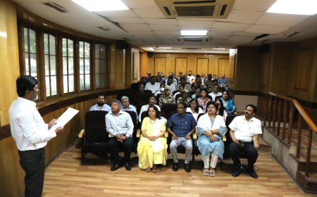 नवी दिल्लीत वसंतराव नाईक यांच्या जयंतीनिमित्त अभिवादन; महाराष्ट्र सदनात आदरांजली