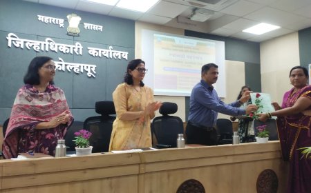 कोल्हापूर जिल्हाधिकारी कार्यालयात ‘स्वनिधी महोत्सव’ उत्साहात; पथविक्रेत्यांना कर्ज मंजुरी पत्रांचे वाटप, बँकांचा गौरव
