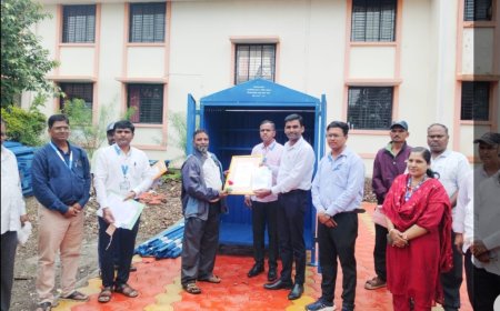 कोल्हापुरात २२ गटई कामगारांना मोफत गटई स्टॉलचे वितरण; आर्थिक उन्नतीसाठी योजनेचा लाभ घ्या – सचिन साळे