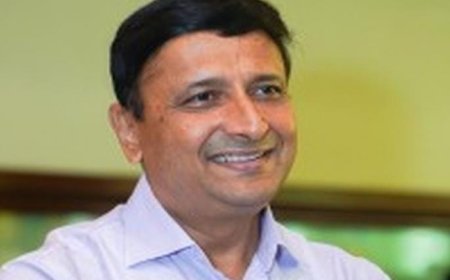 मोशी कचरा डेपो दुर्घटना : मृतांच्या वारसांना प्रत्येकी १० लाखांची मदत; आयुक्त डॉ. विजय सूर्यवंशी यांचे तातडीच्या कार्यवाहीचे निर्देश