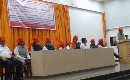 अहिराणी भाषेच्या संवर्धनासाठी नाशिकमध्ये भव्य अहिराणी काव्य संमेलन व साहित्य गौरव सोहळा संपन्न