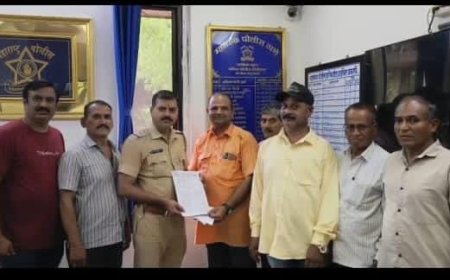 मखमलाबाद रस्त्यावरील कथित निष्काळजीपणाप्रकरणी गुन्हे दाखल करण्याची मागणी; राष्ट्रवादी काँग्रेस (ओबीसी सेल)चे जिल्हाध्यक्ष ॲड. सुरेश आव्हाड यांचे निवेदन