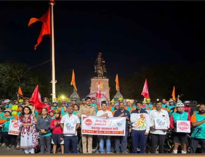 पर्यावरण संवर्धनाचा संदेश देत ७० सायकलपटूंची इचलकरंजी–पंढरपूर सायकल वारी; ‘नशामुक्त अभियानाला’ही बळ