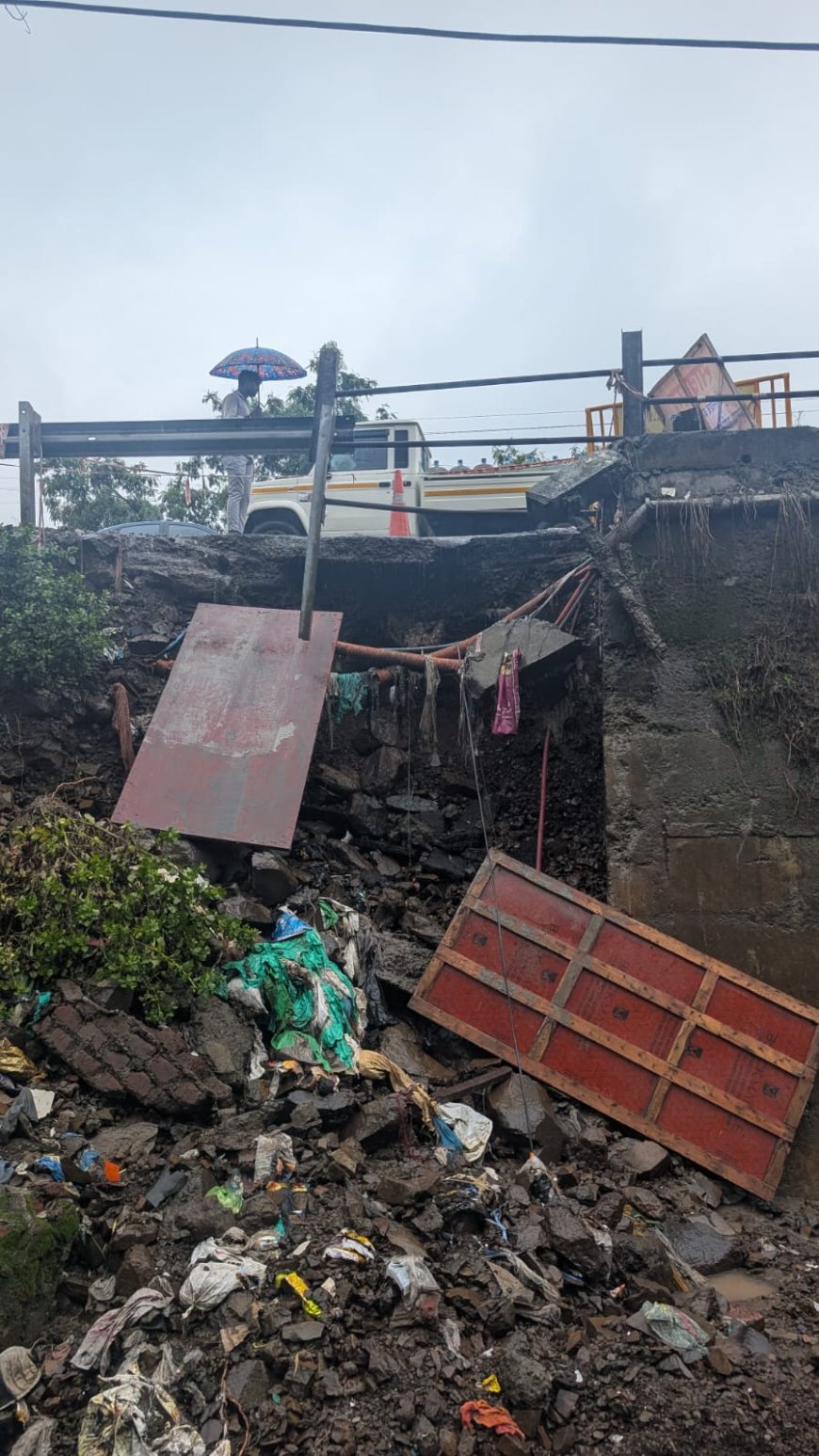 महाळुंगे पुलावरील वाहतूक ८ जुलैपर्यंत बंद; पर्यायी मार्गांचा वापर करण्याचे पोलिसांचे आवाहन